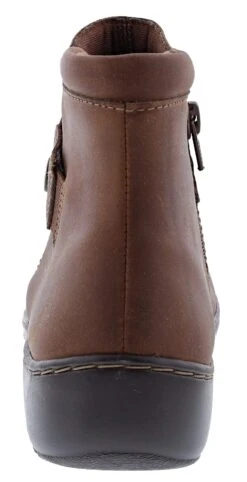 Clarks Women's Cora Rae Ankle Boots -Altra Store 0709430 04