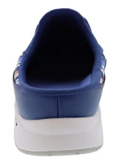 Easy Spirit Women's TravelTime WW Width Classic Mule Clogs -Altra Store 0764437 04 2cb20d27 9016 4879 8402 8c842aa11e75