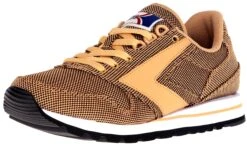 Brooks Womens Retro Tennis Shoes Chariot 29 Brooks Womens Retro Tennis Shoes Chariot -Altra Store 40949 aed28071 e9f4 41c7 9161 2295bafee82f