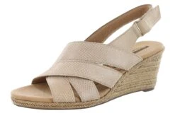 Clarks Lafley Krissy Ankle Strap Wedge Sandals Women's -Altra Store 43904 77f44611 1449 4814 b818 83b7fc5615c9