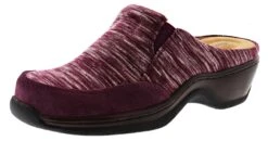 Softwalk Women's 2E Wide Width Slip On Clogs -Altra Store 50275 02f72d6e 70fc 4744 b51e f1b1b0c27a6a